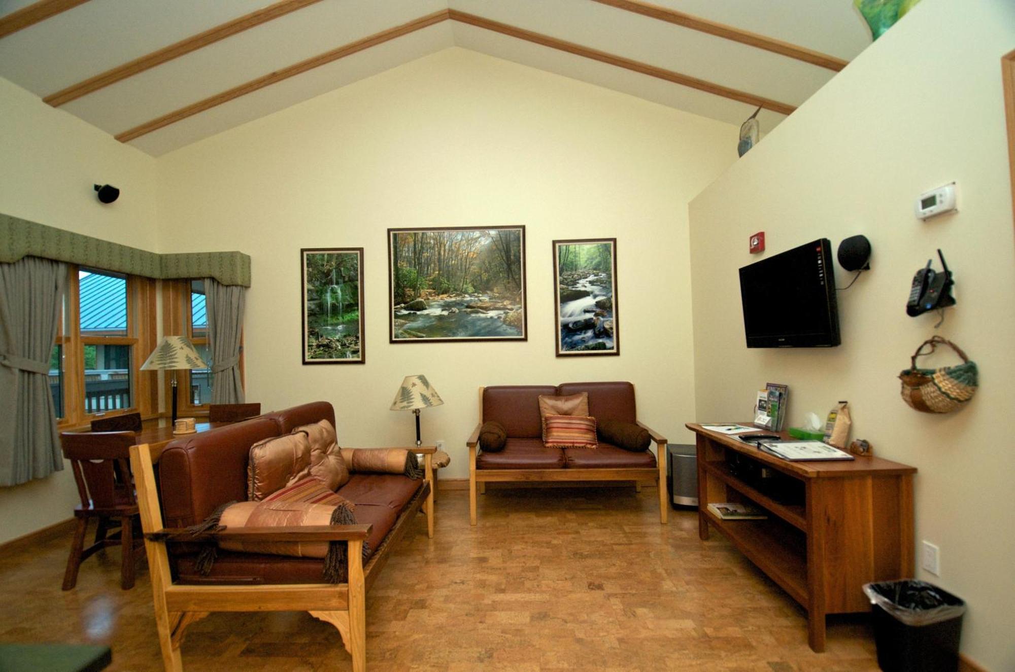 Hotel Floyd Bagian luar foto